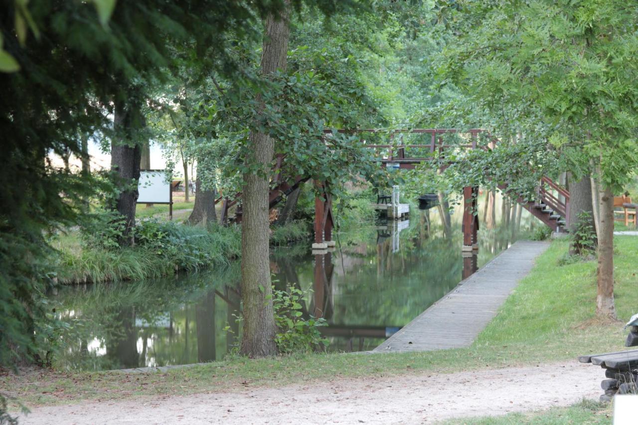 Radduscher Hafen Vetschau Exteriör bild